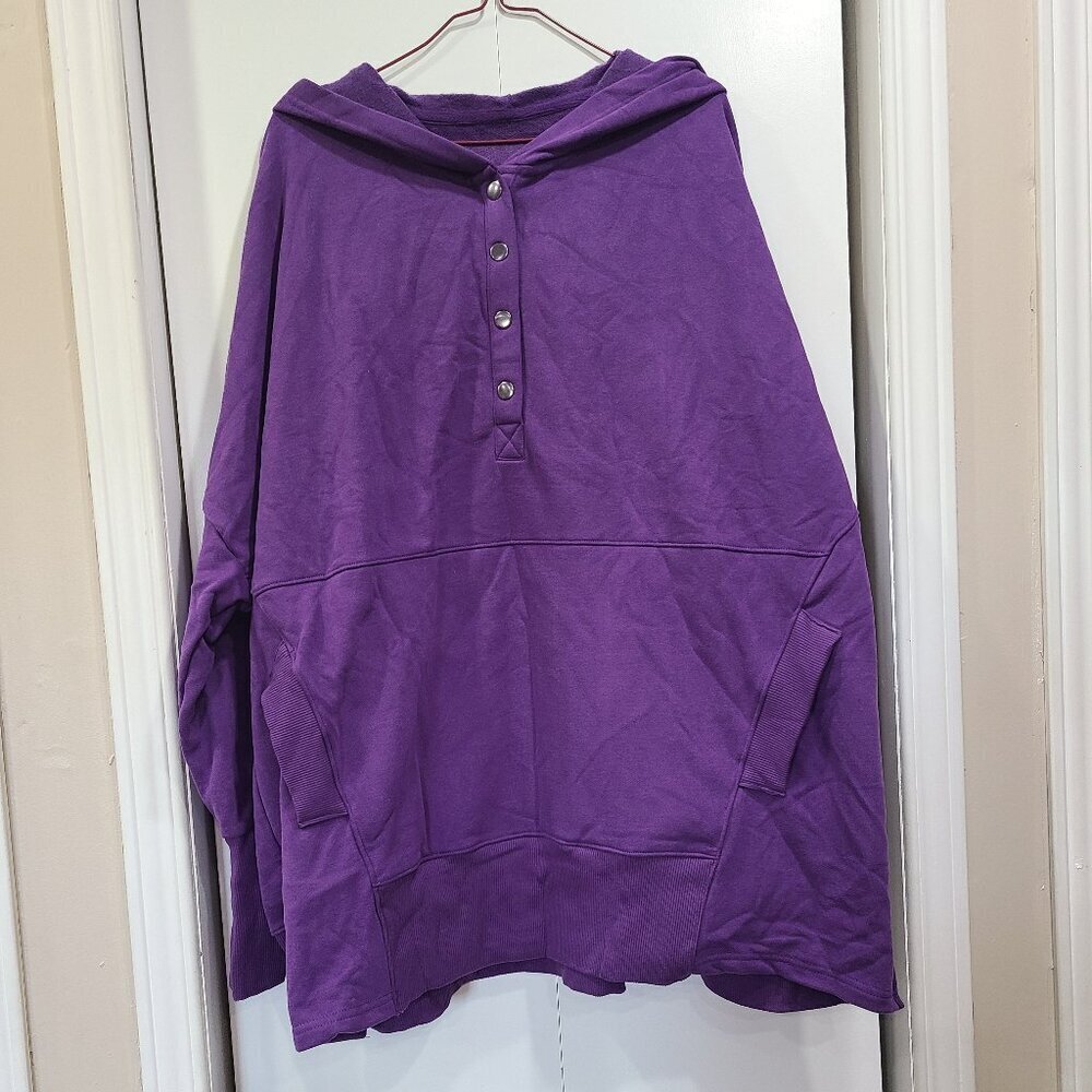 🥵 NWOT Super comfy purple hoodie